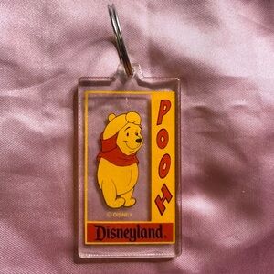 Vintage Disneyland Winnie the Pooh Clear Acrylic Keychain 2.75”x1.5”